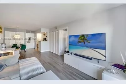 1615 Meridian Ave #303, Miami Beach, FL 33139 - Photo 6