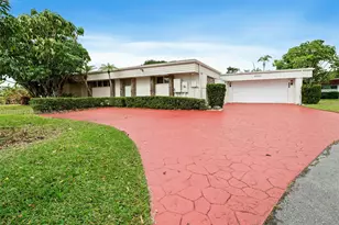 5203 Yellow Pine Ln, Tamarac, FL 33319 - Photo 2