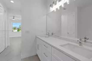 1107 SE 38th St, Cape Coral, FL 33904 - Photo 44