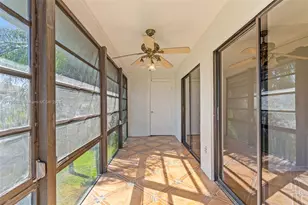 915 NE 199th St, Miami, FL 33179 - Photo 16