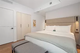 398 NE 5th St, Miami, FL 33132 - Photo 18