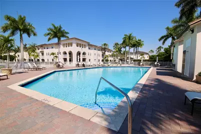 11601 NW 89th St #104, Doral, FL 33178 - Photo 2