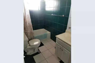 1000 NE 14th Ave #605, Hallandale Beach, FL 33009 - Photo 12