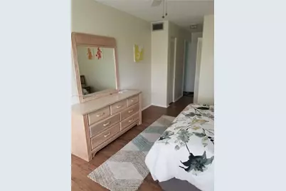 1000 NE 14th Ave #605, Hallandale Beach, FL 33009 - Photo 10