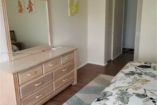 1000 NE 14th Ave, Hallandale Beach, FL 33009 - Photo 10