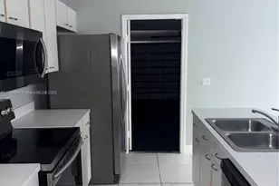 690 Via Toscana, Wellington, FL 33414 - Photo 6