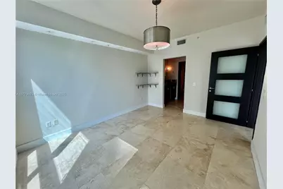300 S Biscayne Blvd #2606, Miami, FL 33131 - Photo 8