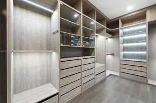 1400 Bayview Dr, Fort Lauderdale, FL 33304 - Photo 48