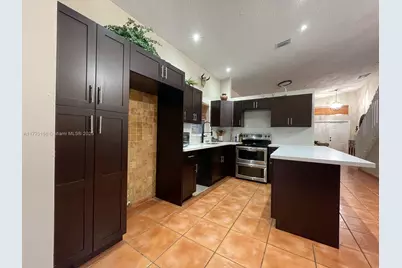 24911 SW 120th Pl, Homestead, FL 33032 - Photo 6