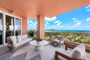 10 Edgewater Dr, Coral Gables, FL 33133 - Photo 2