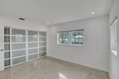 2125 Alamanda Dr, North Miami, FL 33181 - Photo 16