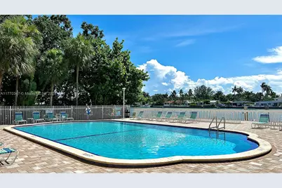 1455 N Treasure Dr #1R, North Bay Village, FL 33141 - Photo 20