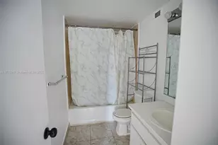 1455 N Treasure Dr, North Bay Village, FL 33141 - Photo 14