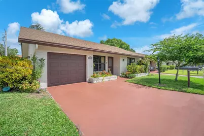 2343 SW 15th Pl, Deerfield Beach, FL 33442 - Photo 2