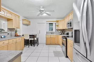25600 SW 197th Ave, Homestead, FL 33031 - Photo 8
