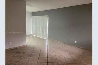 6175 NW 57th St #116, Tamarac, FL 33319 - Photo 8