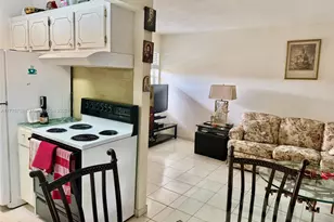 2145 Pierce St, Hollywood, FL 33020 - Photo 10