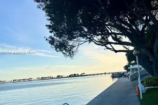 1901 Brickell Ave, Miami, FL 33129 - Photo 14