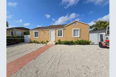 1011 NW 64th St, Miami, FL 33150 - Photo 2