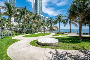 460 NE 28th St, Miami, FL 33137 - Photo 44