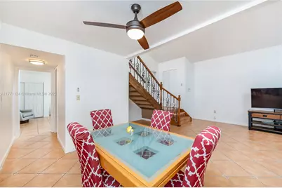 1007 NW 106th Ave Cir, Miami, FL 33172 - Photo 6