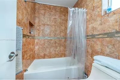 1007 NW 106th Ave Cir, Miami, FL 33172 - Photo 30