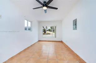 1007 NW 106th Ave Cir, Miami, FL 33172 - Photo 24