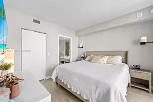 55 SW 9th St, Miami, FL 33130 - Photo 24