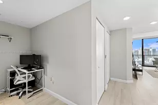 55 SW 9th St, Miami, FL 33130 - Photo 28