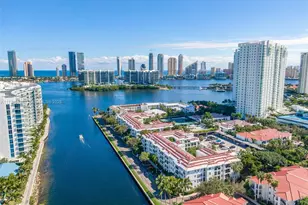 3215 NE 184th St, Aventura, FL 33160 - Photo 24