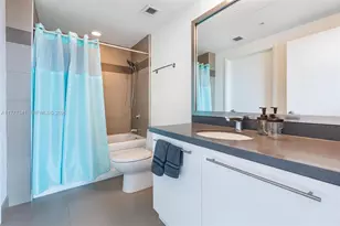 90 SW 3rd St, Miami, FL 33130 - Photo 16