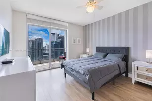 90 SW 3rd St, Miami, FL 33130 - Photo 8