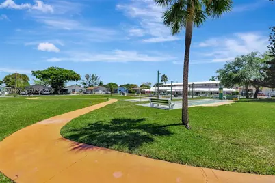 1012 SW 11th St #20N, Hallandale Beach, FL 33009 - Photo 44