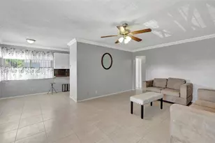 1012 SW 11th St, Hallandale Beach, FL 33009 - Photo 4