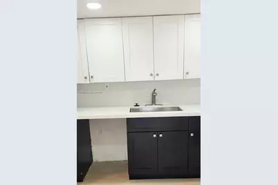 17890 W Dixie Hwy 318 Hwy #3, North Miami Beach, FL 33160 - Photo 8
