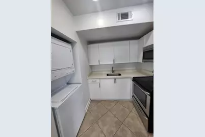 1008 Jefferson Ave #303, Miami Beach, FL 33139 - Photo 6