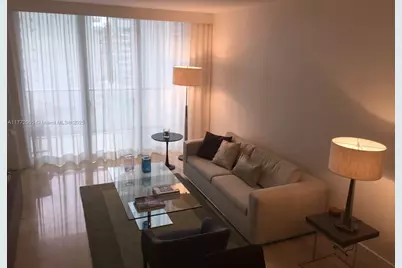 1300 Brickell Bay Dr #1107, Miami, FL 33131 - Photo 2