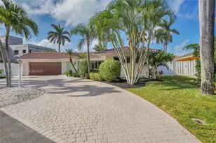 3031 NE 25th St, Fort Lauderdale, FL 33305 - Photo 4