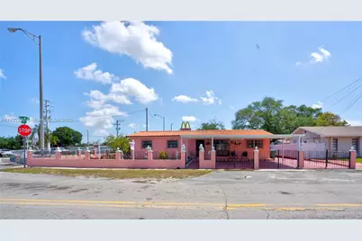 390 E 44th St, Hialeah, FL 33013 - Photo 1