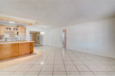 390 E 44th St, Hialeah, FL 33013 - Photo 6