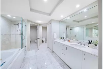 1331 Brickell Bay Dr #3305, Miami, FL 33131 - Photo 24