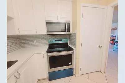 4174 Inverrary Dr #713, Lauderhill, FL 33319 - Photo 2