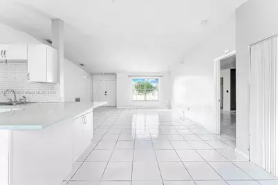 13670 SW 283rd Terrace, Homestead, FL 33033 - Photo 6