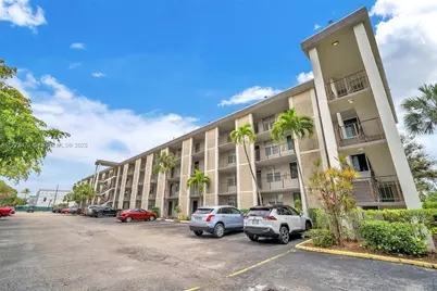 4898 NW 29th Court #201, Lauderdale Lakes, FL 33313 - Photo 32