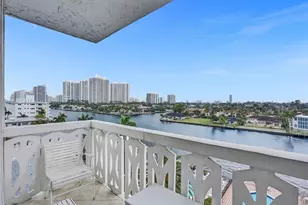 3113 S Ocean Dr, Hallandale Beach, FL 33009 - Photo 26