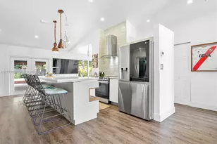 266 NE 117th St, Miami, FL 33161 - Photo 10