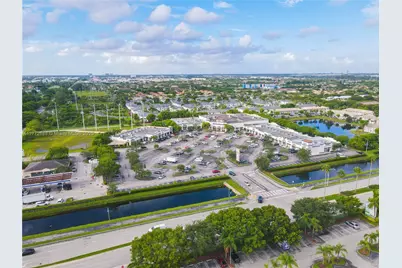 10750 NW 58th St, Doral, FL 33178 - Photo 2
