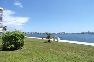 2920 Point E Dr, Aventura, FL 33160 - Photo 4