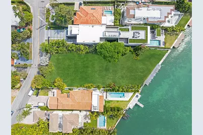 9224 Bay Dr, Surfside, FL 33154 - Photo 12