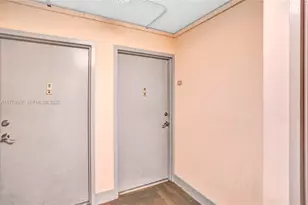 1035 West Ave, Miami Beach, FL 33139 - Photo 28